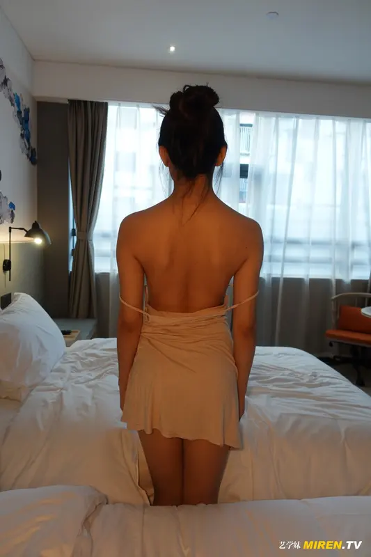 [ROSI艺学妹]2020.08.17 NO.174 - ROSI